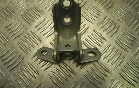 KIA Optima Front door upper hinge 041 T5731
