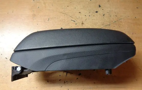 Hyundai i30 Armrest