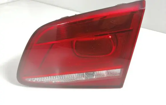 Volkswagen PASSAT B7 Tailgate rear/tail lights 3AE945094J