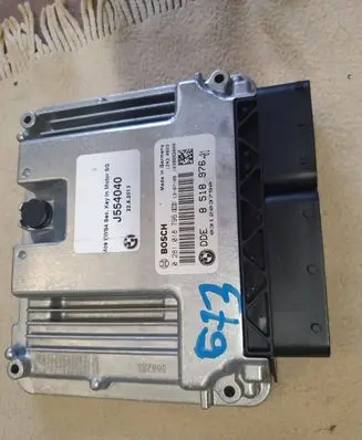 BMW 1 F20 F21 Engine control unit/module 8518976 0281018796