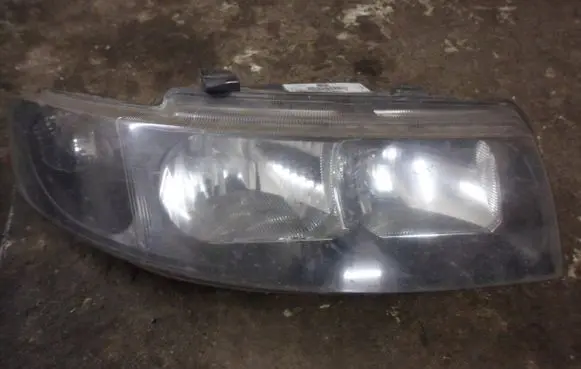 Seat Toledo II (1M) Headlight/headlamp