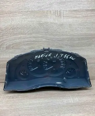 Opel Meriva A Speedometer (instrument cluster) 13118588CF 110080161002