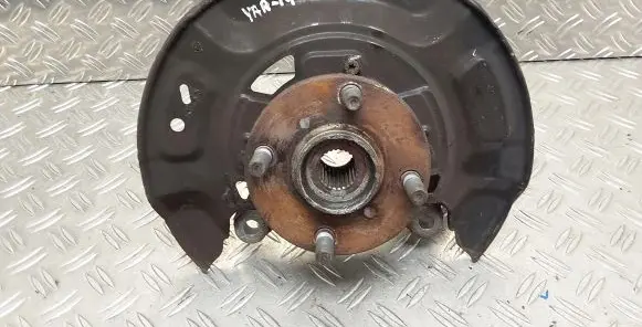 Front wheel hub
