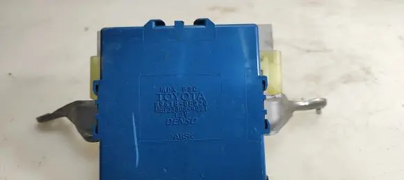 Toyota Corolla Verso AR10 Power management control unit MB1238009021 896180F020 9008087019