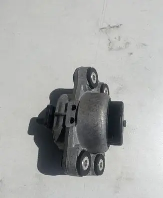 Land Rover Range Rover Sport L494 Engine mount bracket 4518100