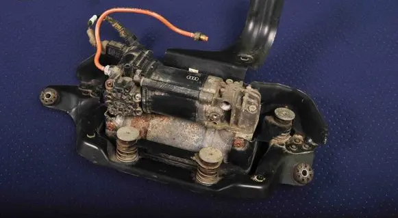 Audi A6 S6 C7 4G Air suspension compressor/pump 4G0616005C