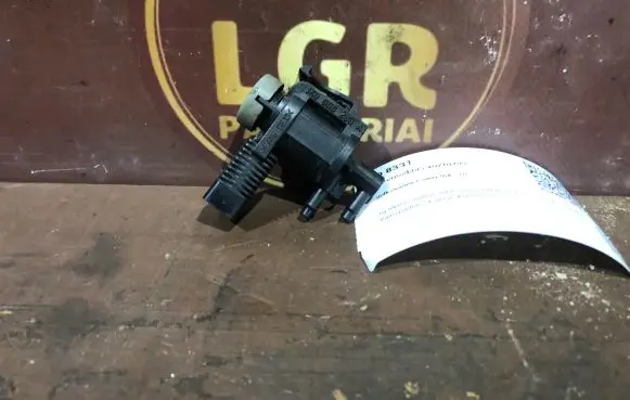 Volkswagen Caddy Turbo solenoid valve 1K0906283A
