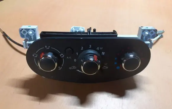 Dacia Dokker Climate control unit 5P3741700