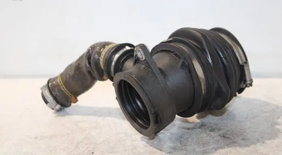 Volvo V60 Air intake hose/pipe 1051412S02