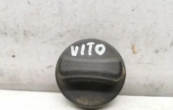Mercedes-Benz Vito Viano W638 Fuel tank filler cap 