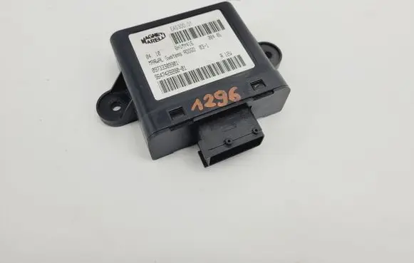 Peugeot 407 Fuel pump relay 9647428280