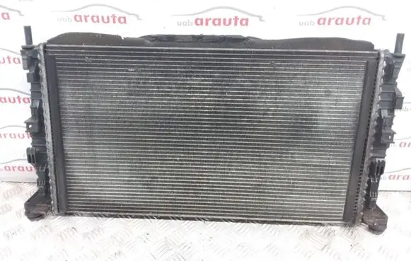 Ford Focus C-MAX Coolant radiator 3M5H8005TH