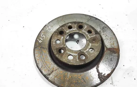 Volkswagen Golf VI Front brake disc