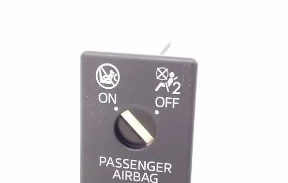 Mazda CX-3 Passenger airbag on/off switch DA6A666H0