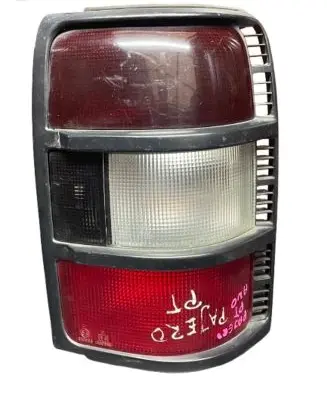 Mitsubishi Pajero Rear/tail lights