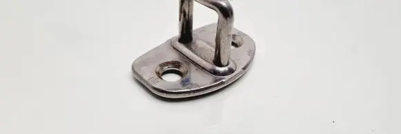 Audi A6 S6 C6 4F Rear door lock loop/hook striker 8E0837033