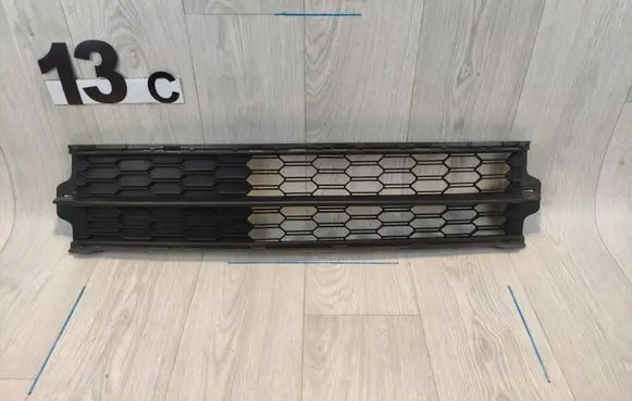 Skoda Citigo Front bumper lower grill 1ST807677D