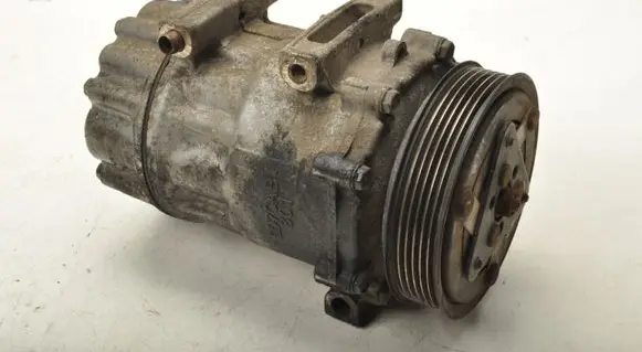 Peugeot 307 Air conditioning (A/C) compressor (pump) 9651911380