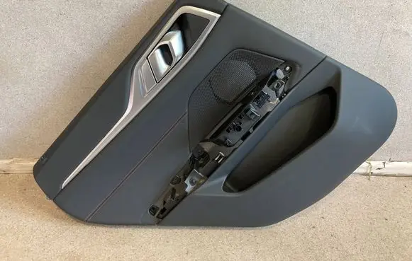 BMW 4 G22 G23 G24 G26 Rear door card panel trim 