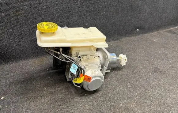 Jeep Grand Cherokee WL ABS Pump 68331267AJ 68427132AD A023W128