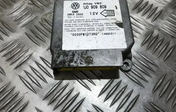 Volkswagen Golf IV Airbag control unit/module 1j0909609 5wk42800
