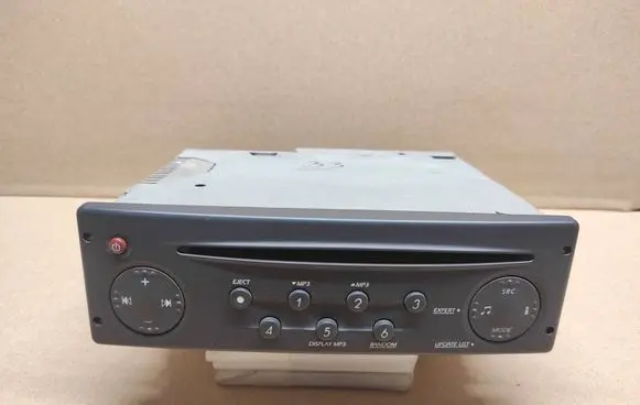 Renault Espace - Grand espace IV Radio/CD/DVD/GPS head unit 8200466670 82004666701