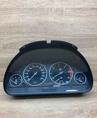 BMW 5 E39 Speedometer (instrument cluster) 6914914 110008735
