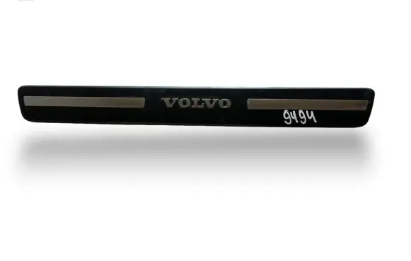 Volvo XC60 Front sill trim cover 31349213