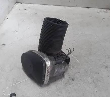 Volkswagen Touran I Throttle valve 40823827003 06F133062