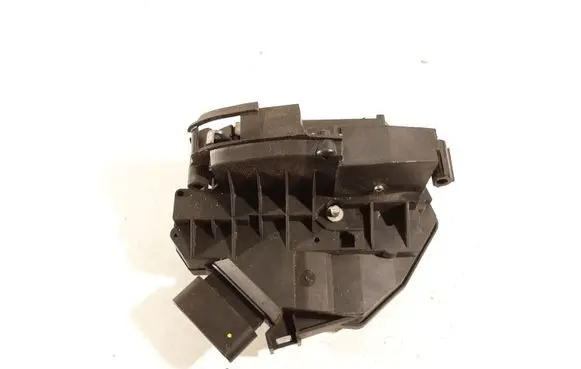Volvo S60 Front door lock 31301740