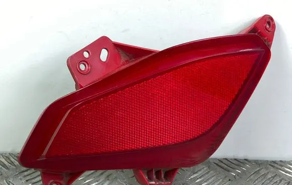 Hyundai Grand Santa Fe NC Rear tail light reflector