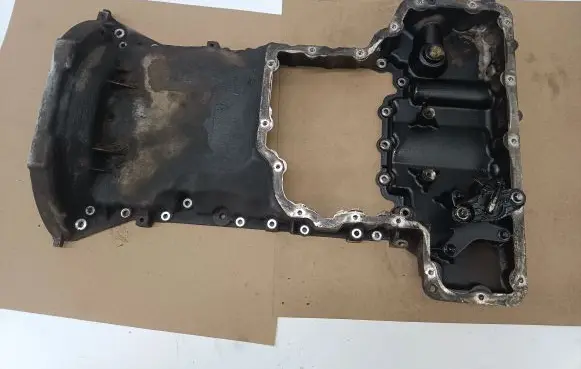 Oil sump