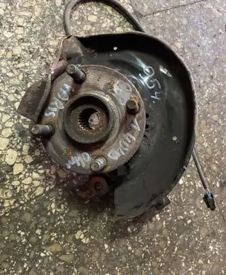 Toyota Yaris Front wheel hub
