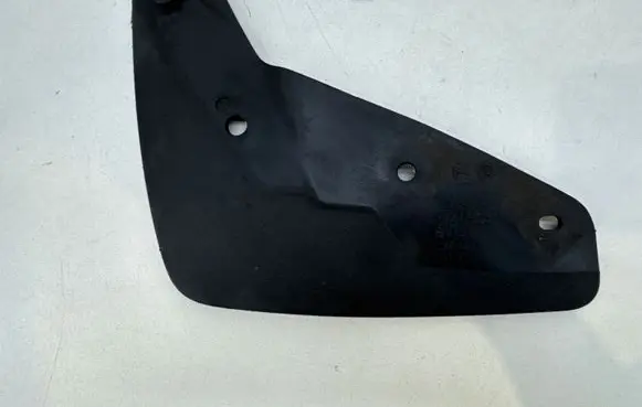 Volvo XC40 Rear mudguard 31469591