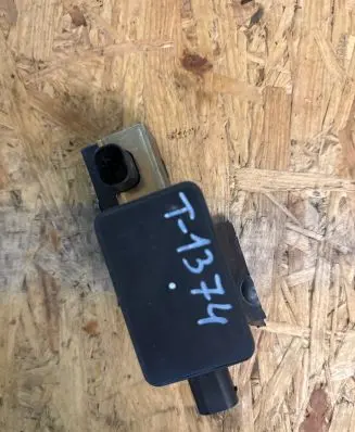 Volkswagen Golf IV ESP acceleration yaw rate sensor 1J0907657A