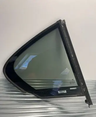 BMW 5 F10 F11 Rear vent window glass 43R001582 000199 DOT682M3240AS2
