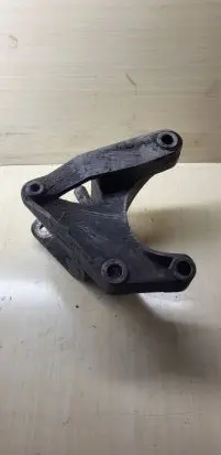Opel Vectra C Engine mounting bracket 9191148 546P11