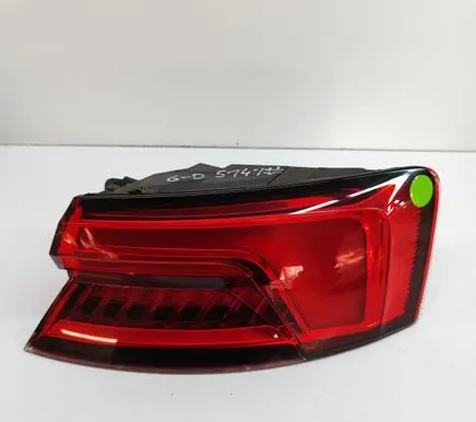 Audi A5 Rear/tail lights 8W6945092C