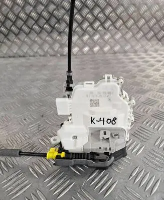 Audi A4 S4 B9 Rear door lock 8x0839015E
