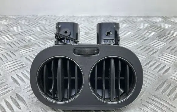 Volkswagen Tiguan Rear air vent grill 5N0819203A