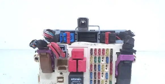 Fiat Stilo Fuse module 46797609