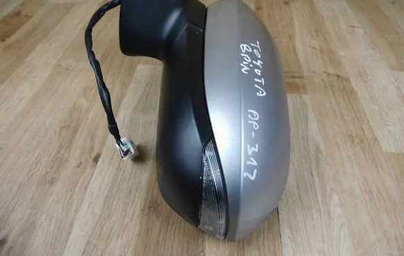 Toyota Corolla E210 E21 Front door electric wing mirror 049749