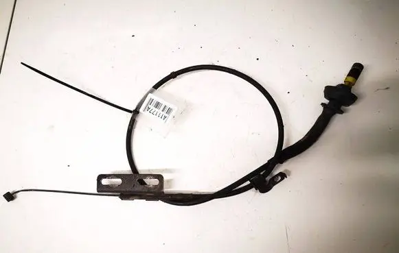 KIA Sorento Throttle cable