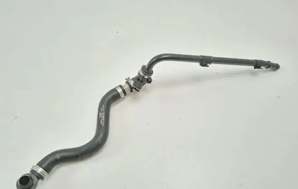 Audi A8 S8 D4 4H Vacuum line/pipe/hose 8E0611813A 302273901