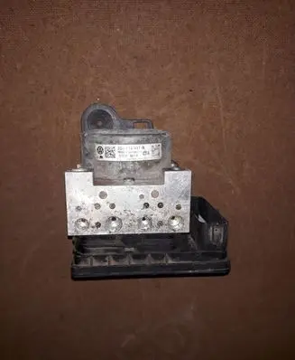 Volkswagen PASSAT B8 ABS Pump 3Q0614517R