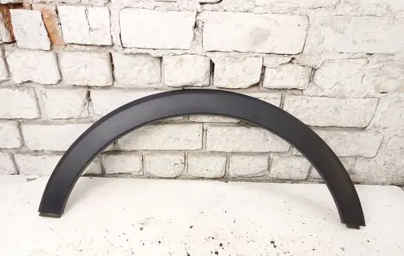 Front arch trim