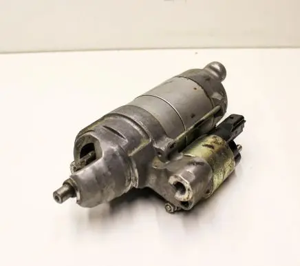 Audi A4 S4 B9 8W Starter motor 057911024