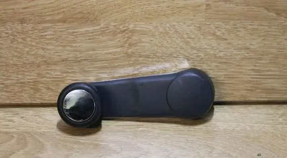 Audi A4 S4 B5 8D Rear door window winding handle 443837575A