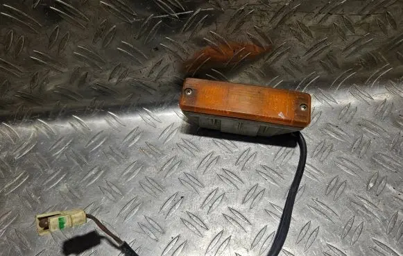 Volkswagen Golf II Front indicator light 171953155E