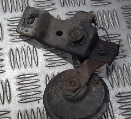 Mazda 626 Horn signal